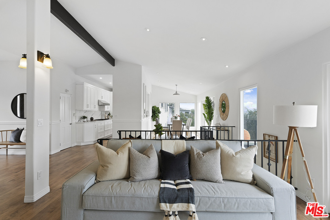 7106 Trask Avenue Playa del Rey, CA 90293 - Photo 9 of 46 Gallery Image 9