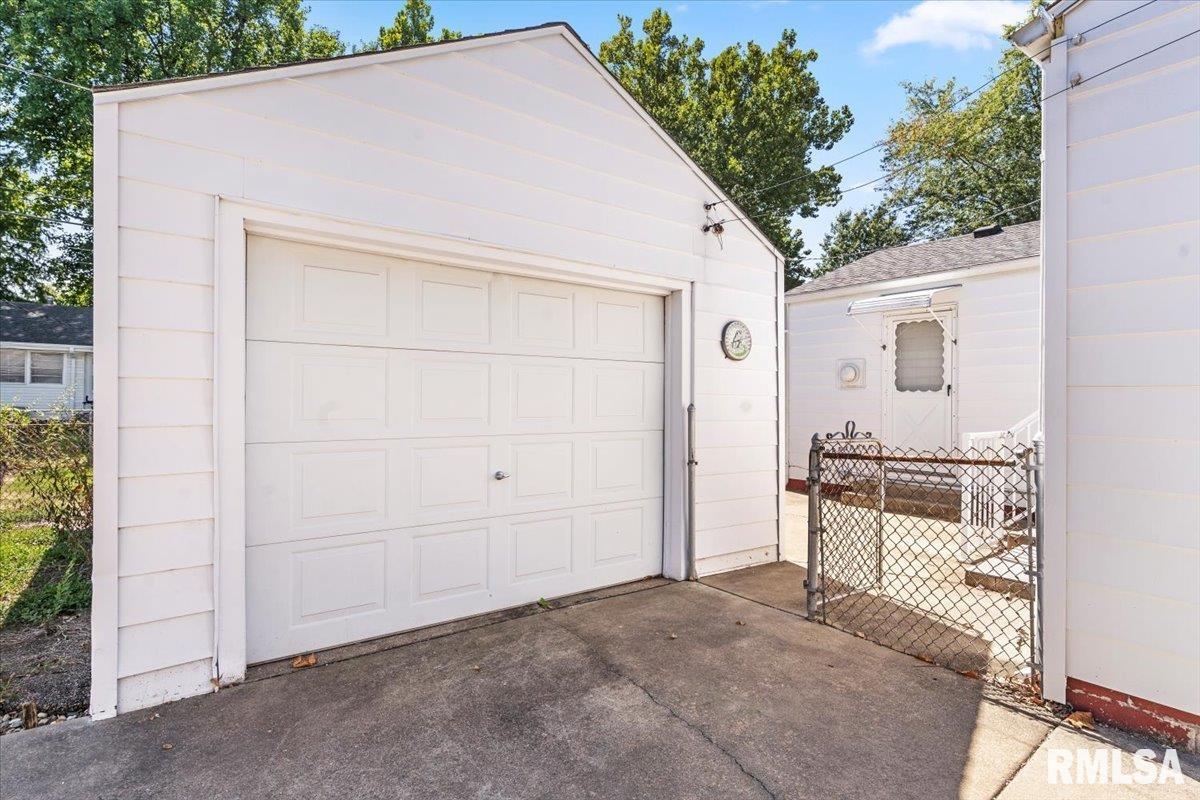 4 Midland Court Springfield, IL 62702 - Photo 22 of 29