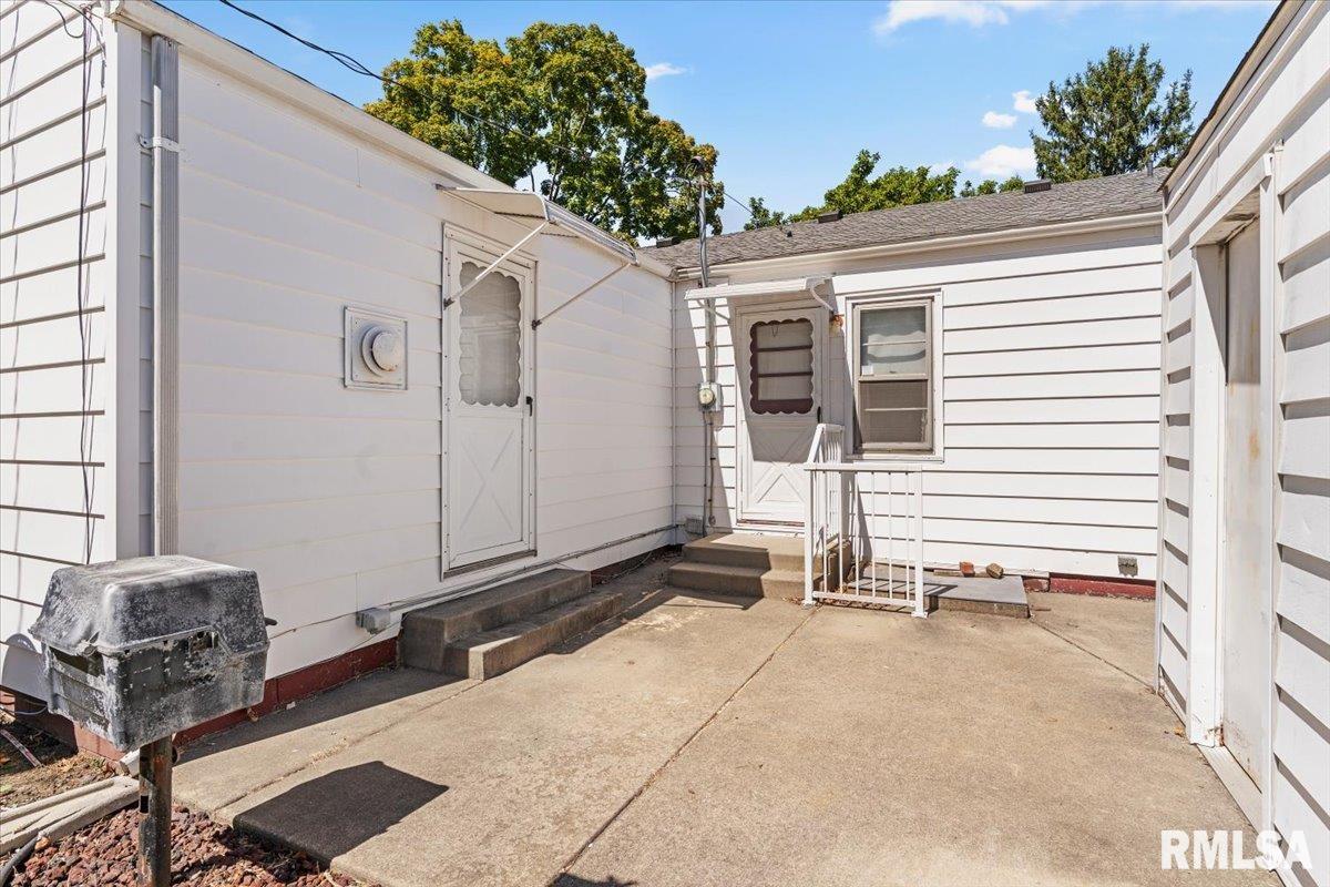 4 Midland Court Springfield, IL 62702 - Photo 24 of 29