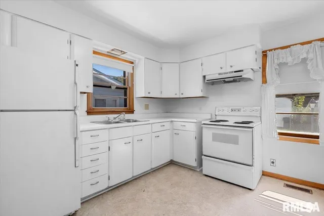 $124,900 | 4 Midland Court, Springfield, IL 62702