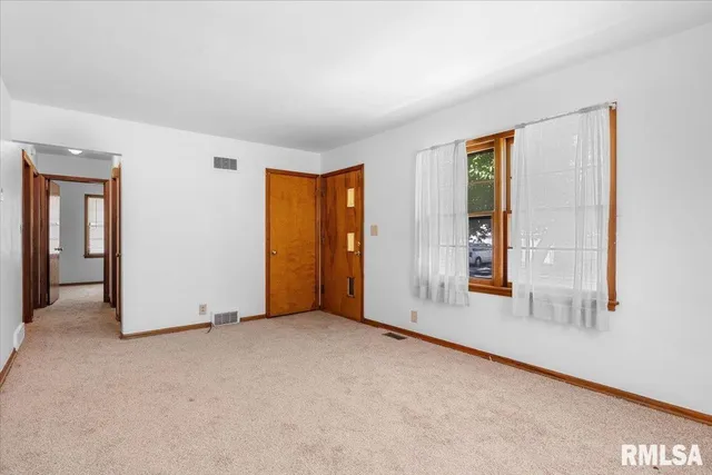 $124,900 | 4 Midland Court, Springfield, IL 62702