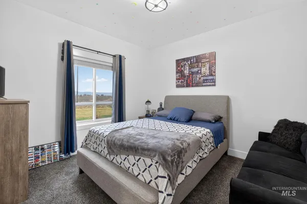 $599,900 | 102 South 250 East, Burley, ID 83318