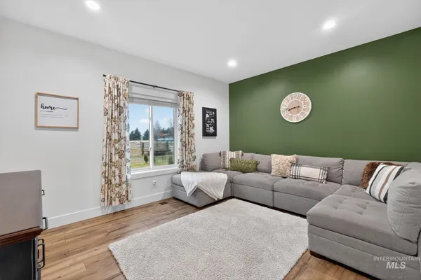 $599,900 | 102 South 250 East, Burley, ID 83318