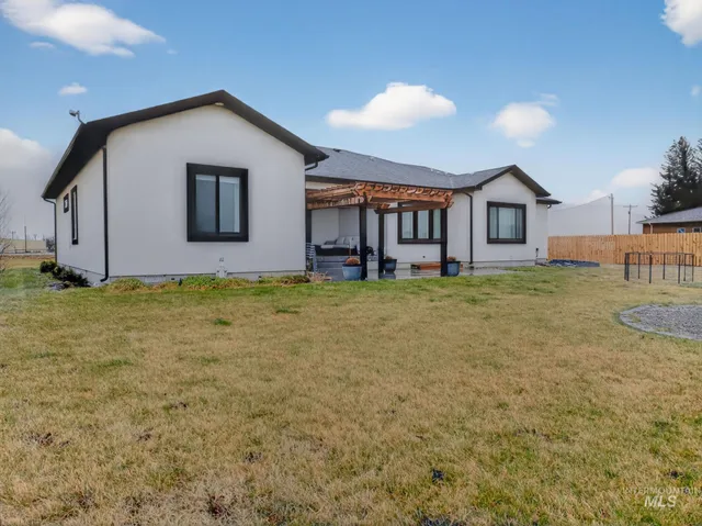 $605,000 | 102 South 250 East, Burley, ID 83318