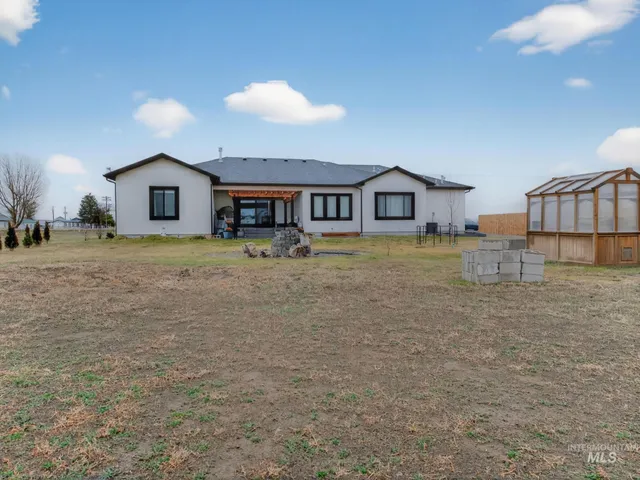 $605,000 | 102 South 250 East, Burley, ID 83318