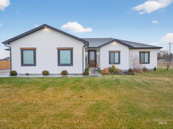 $599,900 | 102 South 250 East, Burley, ID 83318