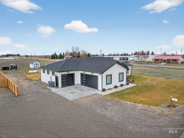 $599,900 | 102 South 250 East, Burley, ID 83318
