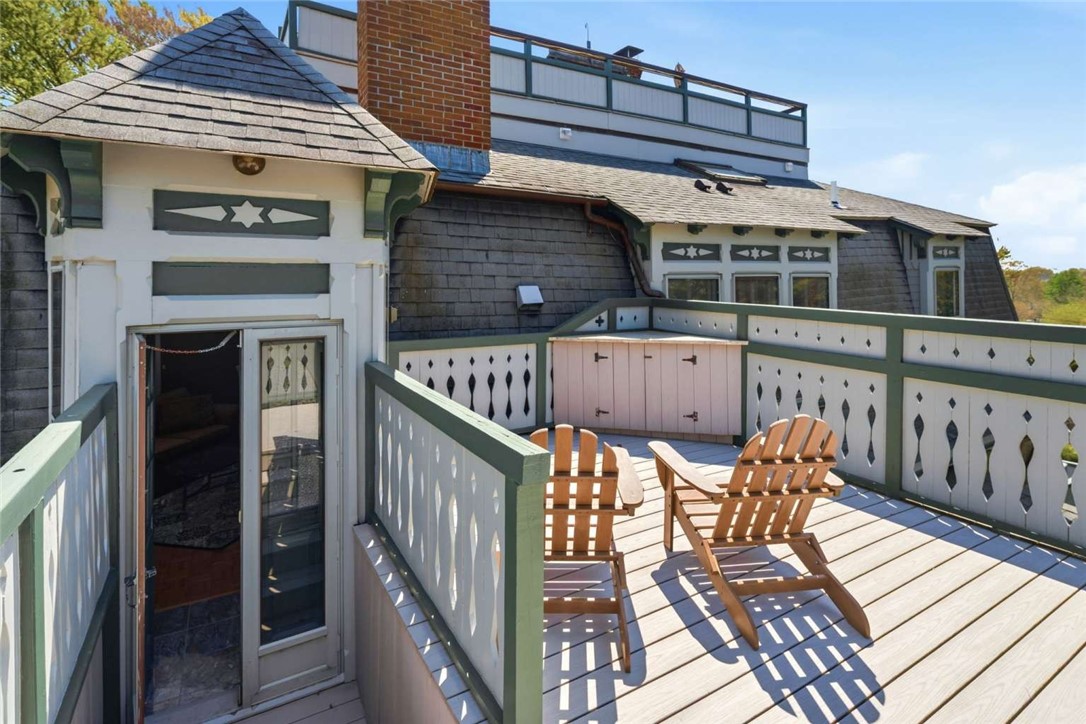 6 Howe Avenue, Unit 8 Newport, RI 02840 - Photo 15 of 20
