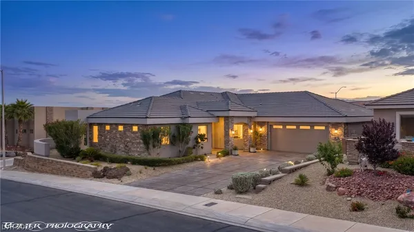 $1,050,000 | 155 Seven Palms Way, Mesquite, NV 89027