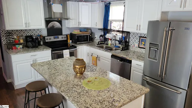 $275,000 | 209 Tucson Drive, Greenville, SC 29617