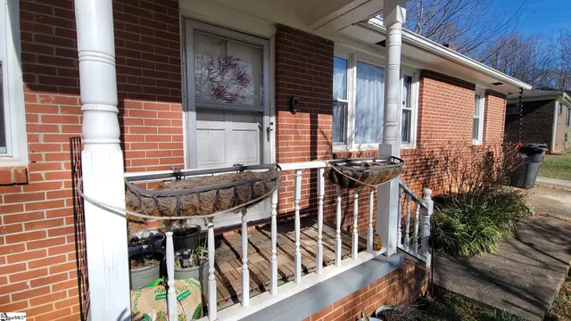 $275,000 | 209 Tucson Drive, Greenville, SC 29617