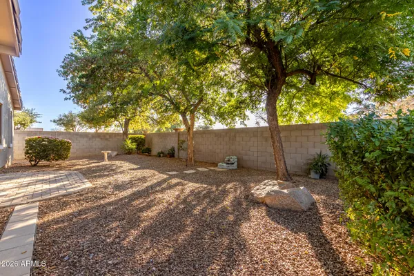 $2,200 | 7402 North 88th Lane, Glendale, AZ 85305