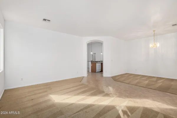 $2,200 | 7402 North 88th Lane, Glendale, AZ 85305