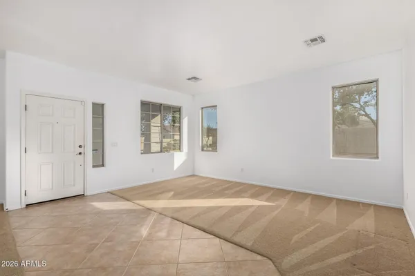 $2,200 | 7402 North 88th Lane, Glendale, AZ 85305