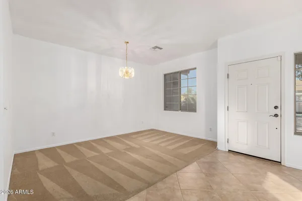 $2,200 | 7402 North 88th Lane, Glendale, AZ 85305