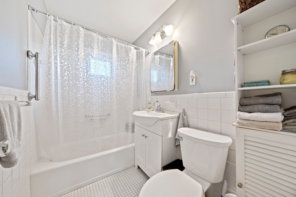 5 Fuller Road Weymouth, MA 02191 - Photo 21 of 38