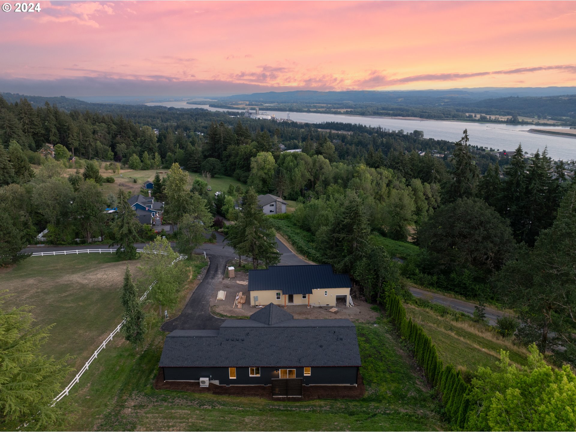 790 Taylor Road Kalama, WA 98625 - Photo 3 of 30 Gallery Image 3