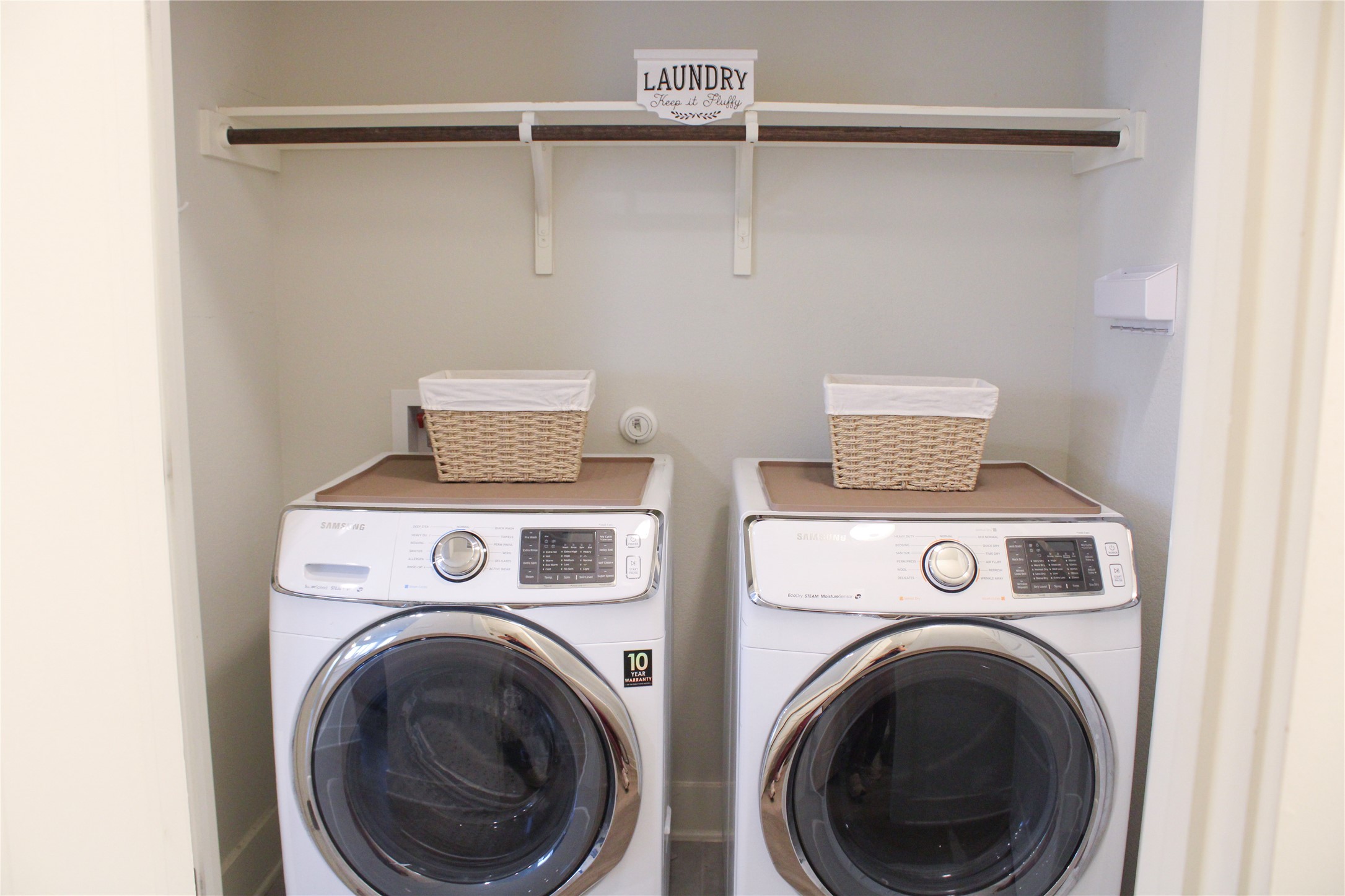 1007 Harwell Loop Kyle, TX 78640 - Photo 12 of 40 a utility room with dryer and washer
