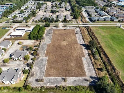 $665,000 | 4254 5th Avenue, Lake Charles, LA 70607