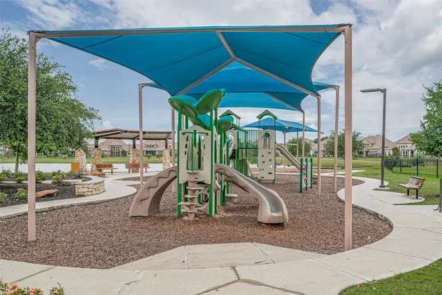 $399,999 | 5218 Windy Plantation Drive, Fulshear, TX 77423