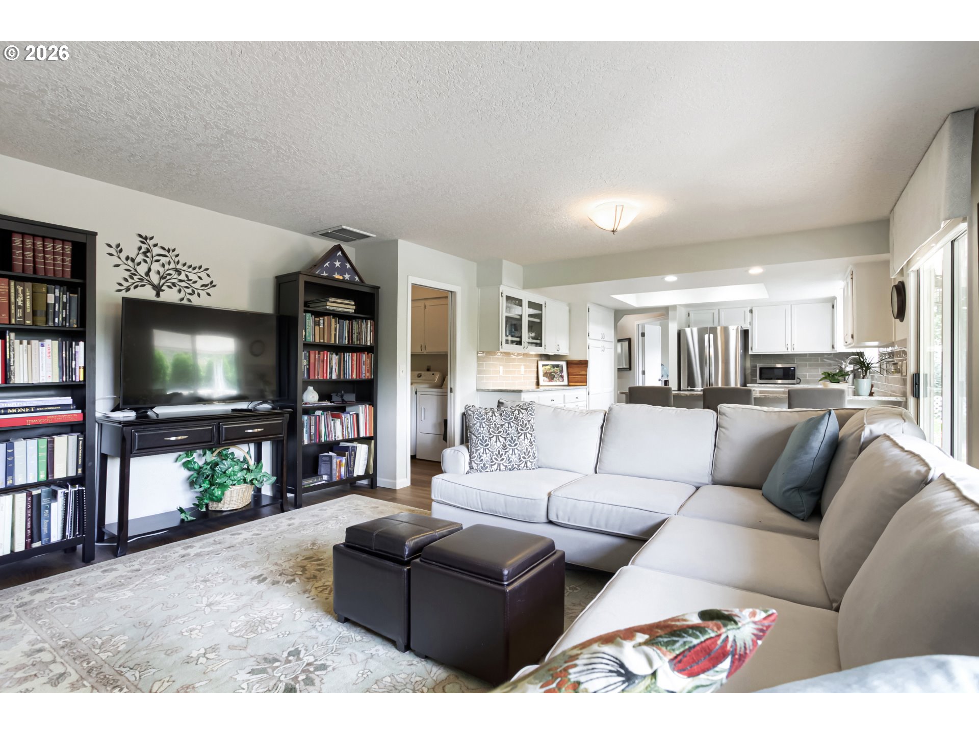 9834 Southwest Kable Street Portland, OR 97224 - Photo 9 of 21 Gallery Image 9
