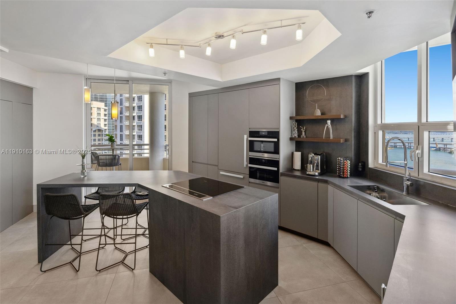 808 Brickell Key Drive, Unit 2601 Miami, FL 33131 - Photo 22 of 50