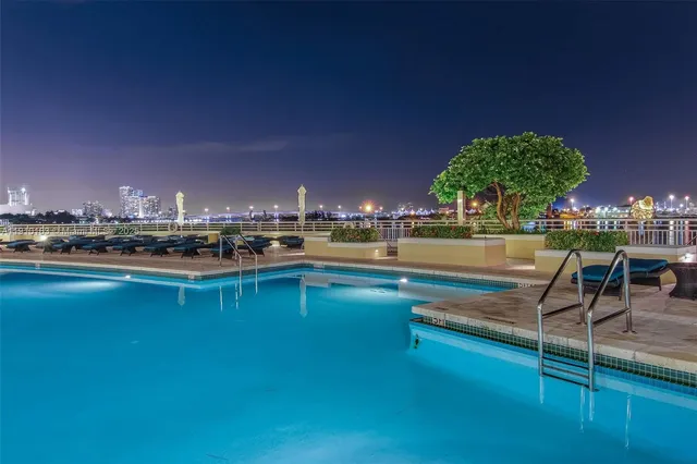 $14,500 | 808 Brickell Key Drive, Unit 2601, Miami, FL 33131