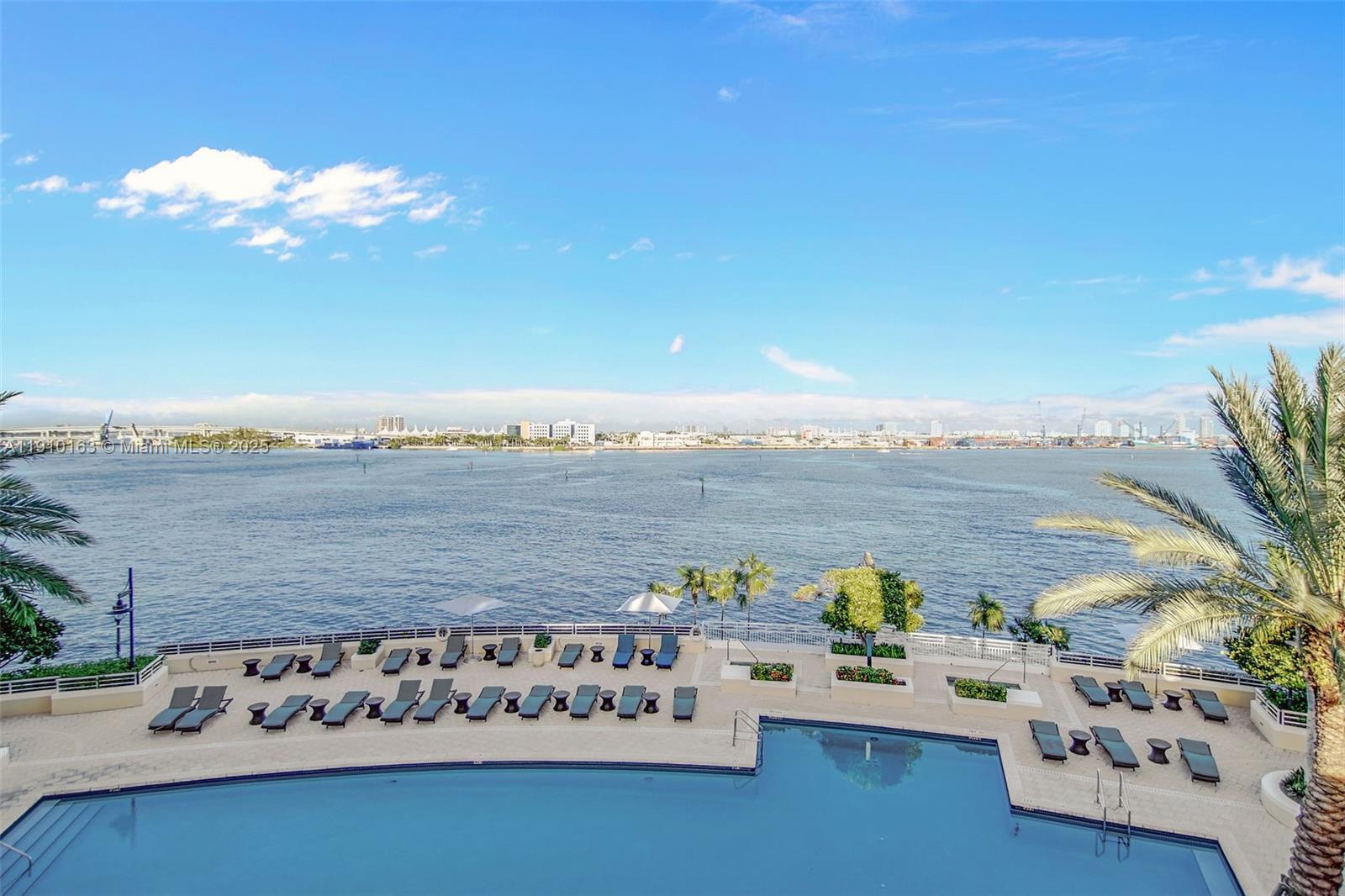 808 Brickell Key Drive, Unit 2601 Miami, FL 33131 - Photo 47 of 50