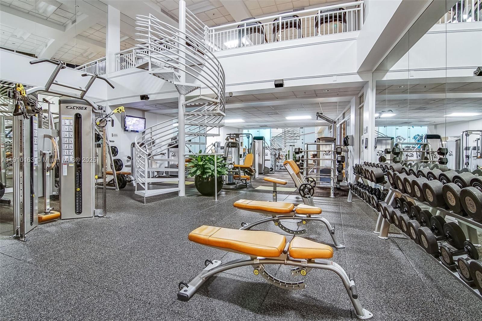 808 Brickell Key Drive, Unit 2601 Miami, FL 33131 - Photo 48 of 50