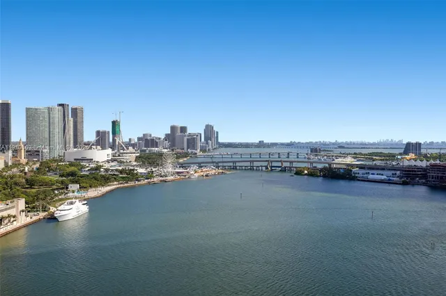 $14,500 | 808 Brickell Key Drive, Unit 2601, Miami, FL 33131