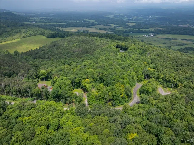 $299,500 | 369 Twin Ponds Drive, Newport, NY 13416