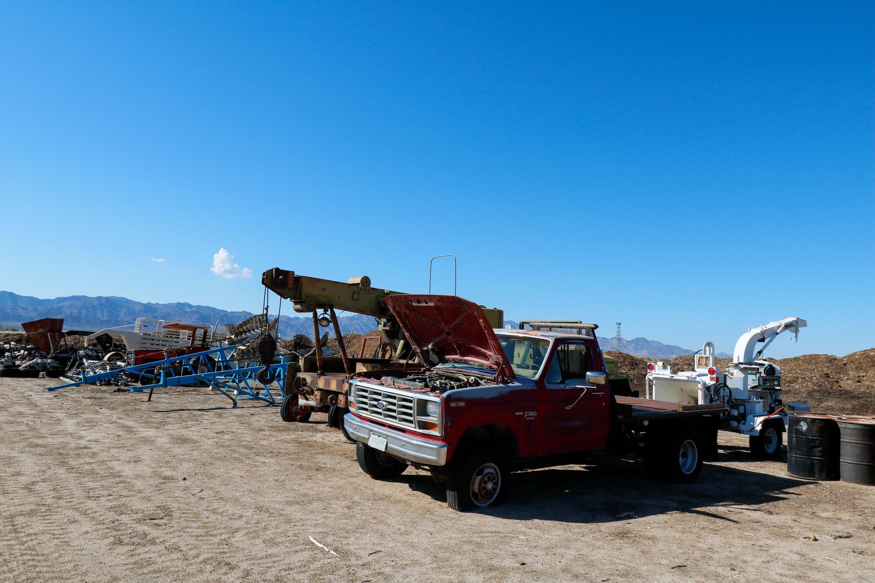 24511 Rice Road Desert Center, CA 92239 - Photo 28 of 65 a view of a patio with a table and chairs