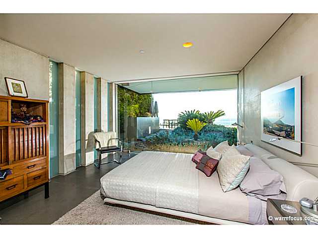 532 Neptune Avenue Encinitas, CA 92024 - Photo 13 of 23