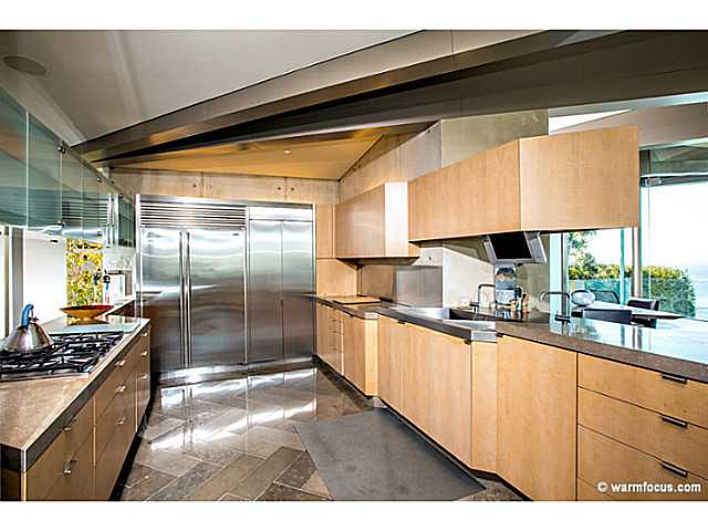 532 Neptune Avenue Encinitas, CA 92024 - Photo 5 of 23