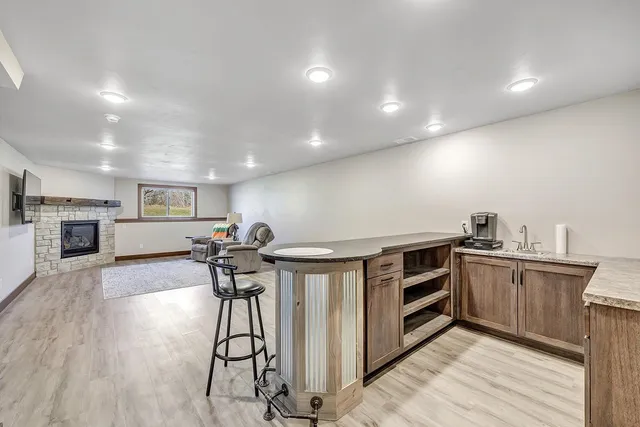 $419,900 | 2757 County Rd EE, Abrams, WI 54101