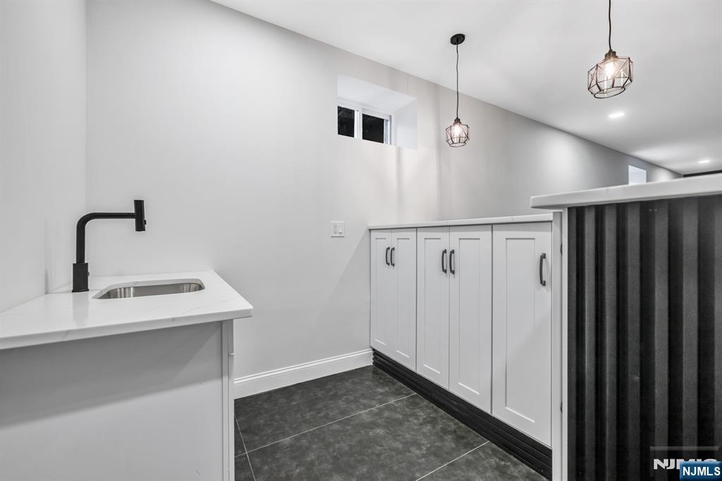 125 Hamilton Trail Totowa, NJ 07512 - Photo 40 of 49