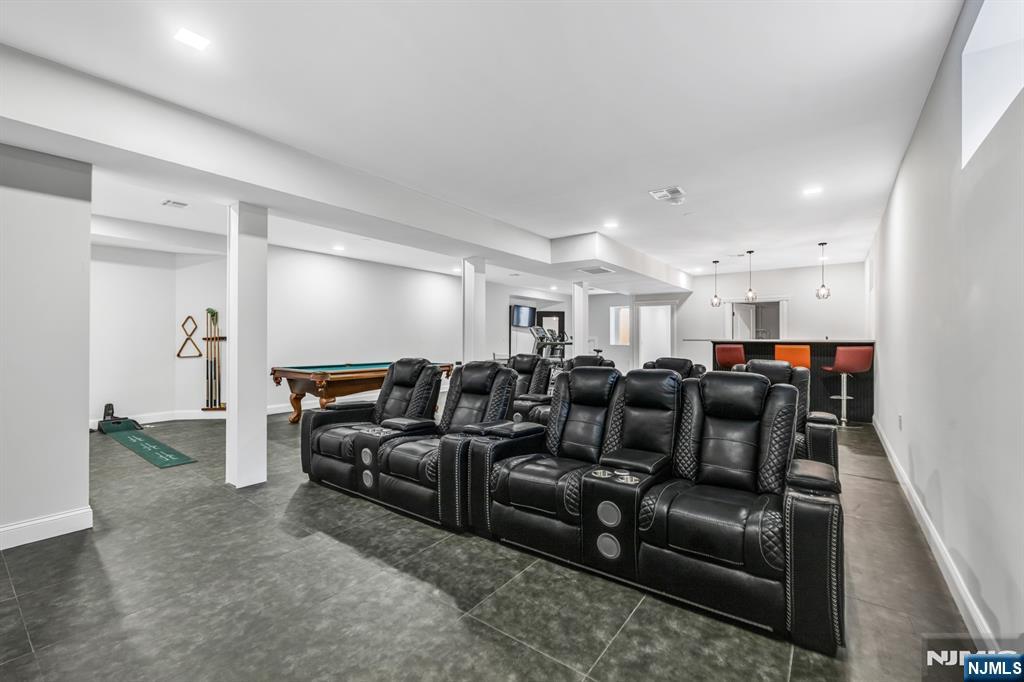 125 Hamilton Trail Totowa, NJ 07512 - Photo 41 of 49