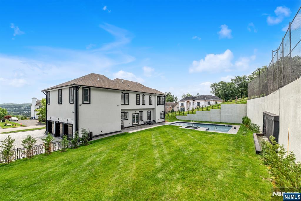 125 Hamilton Trail Totowa, NJ 07512 - Photo 48 of 49