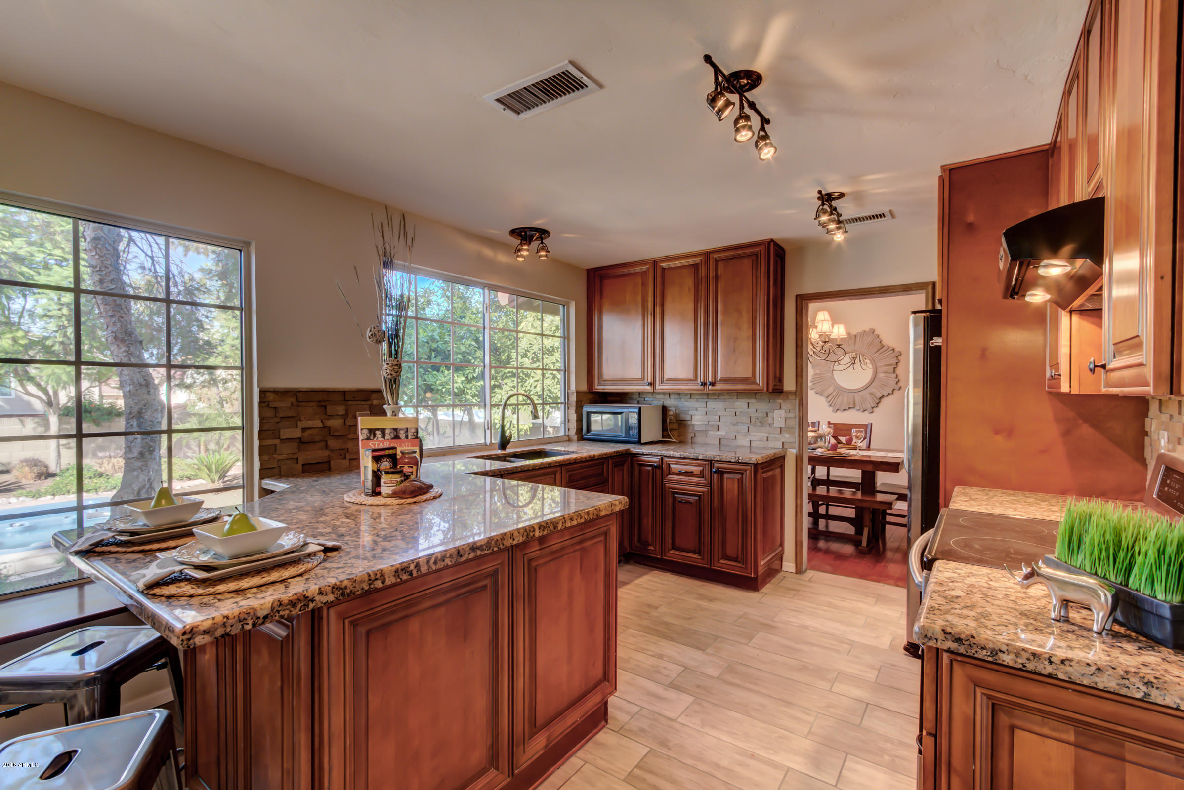 1806 East Redfield Road Phoenix, AZ 85022 - Photo 21 of 62 1806 E Redfield Rd-21