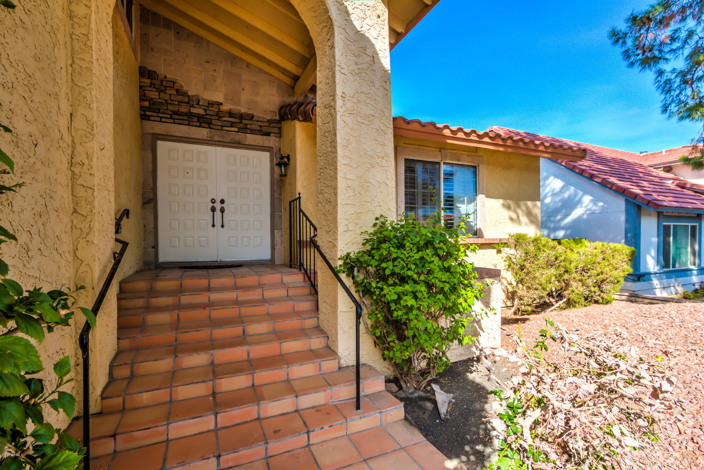 1806 East Redfield Road Phoenix, AZ 85022 - Photo 5 of 62 1806 E Redfield Rd-5