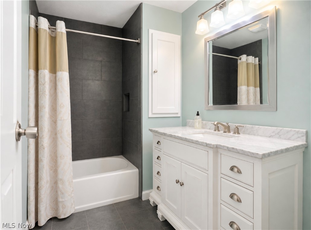 1044 Canyon View Road, Unit 703F Northfield, OH 44067 - Photo 19 of 26
