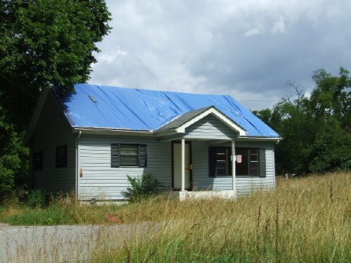327 Sinking Springs Road Clinton, TN 37716 - Photo 1 of 1 Primary Photo