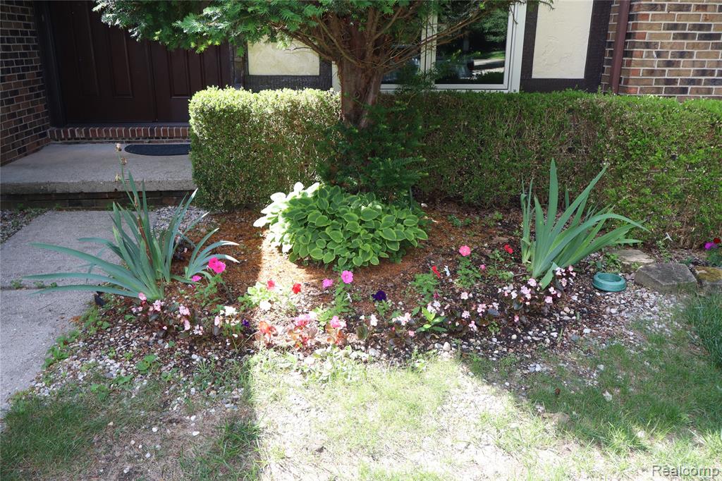2800 Ranieri Drive Troy, MI 48085 - Photo 5 of 63