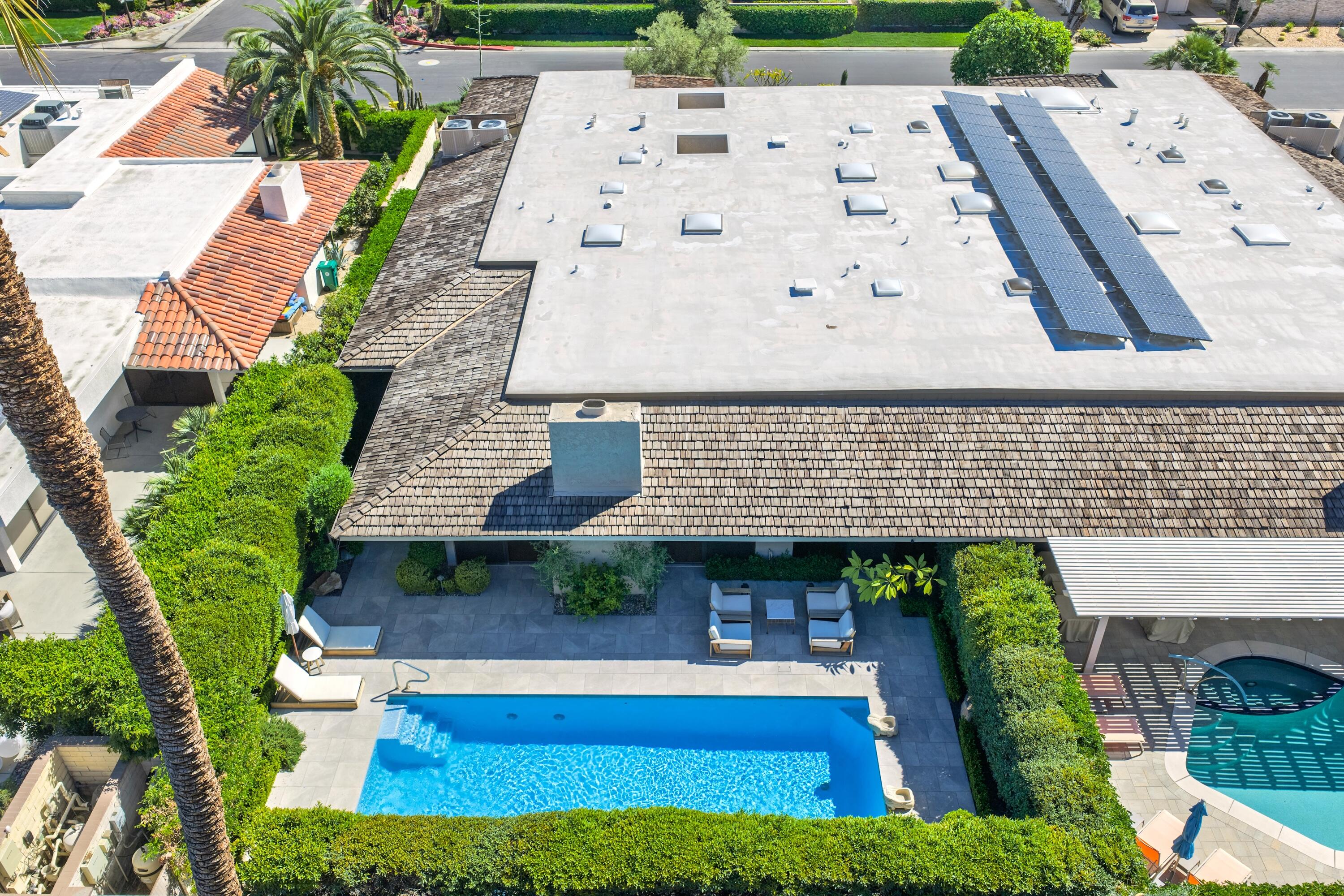 46 Princeton Drive Rancho Mirage, CA 92270 - Photo 5 of 43 a aerial view of a house with a yard
