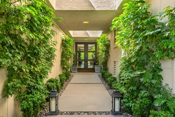 $1,238,000 | 46 Princeton Drive, Rancho Mirage, CA 92270