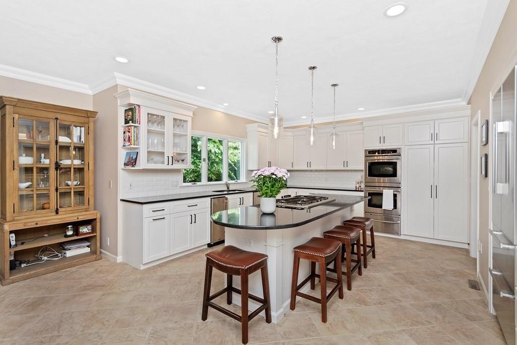 90 Far Reach Road Westwood, MA 02090 - Photo 7 of 40 Gallery Image 7