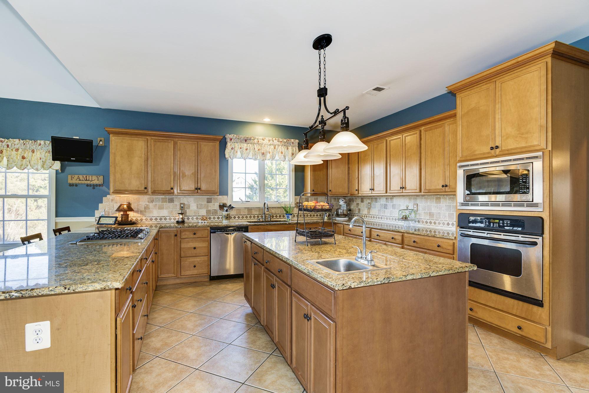 271 Georgetown Road Columbus, NJ 08022 - Photo 3 of 43