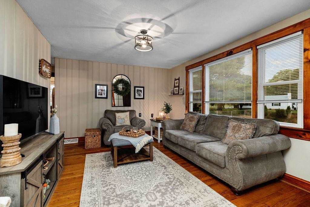 1493 Laurel Hill Road Verona, VA 24482 - Photo 18 of 34 Gallery Image 18