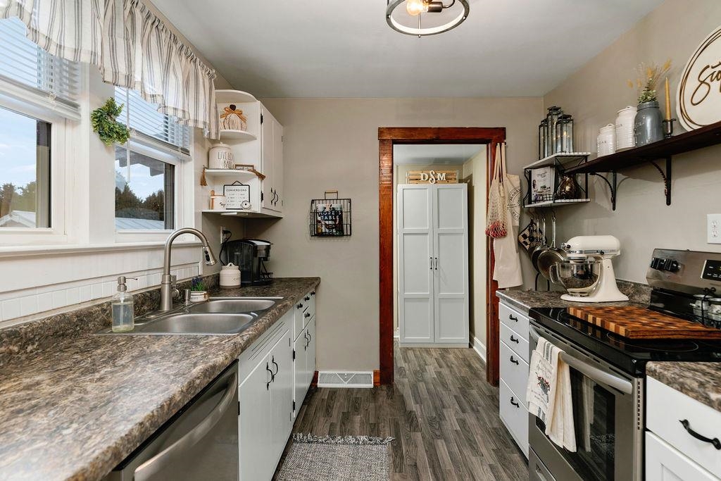 1493 Laurel Hill Road Verona, VA 24482 - Photo 21 of 34 Gallery Image 21