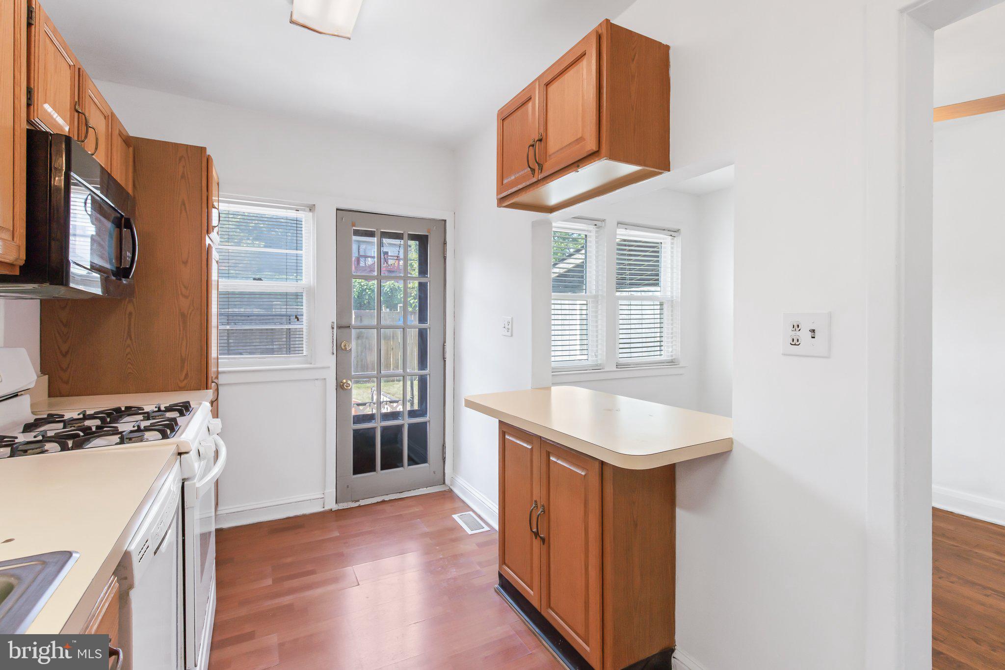125 West Meadow Road Baltimore, MD 21225 - Photo 7 of 40 Gallery Image 7